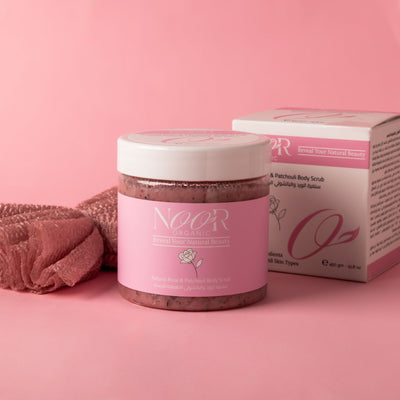 سنفرة الورد والباتشولي الطبيعية للجسم