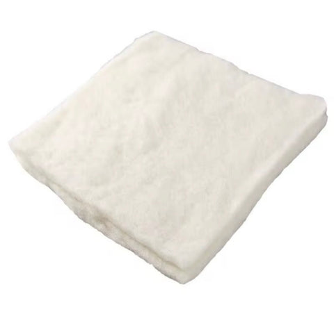 صوف طبيعي  ١٠٠٪؜  غير مبيض  (  يمكن اعادة استخدامه عدة مرات )